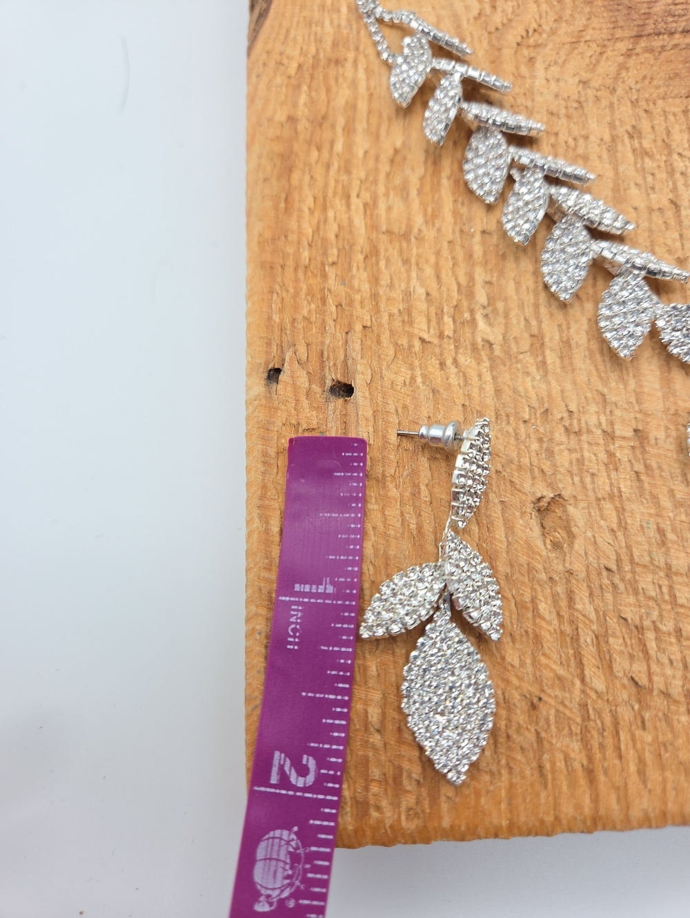 Windsor Rhinestone Leaf Dangle Necklace Earrings Set Silver - Picture 5 of 6